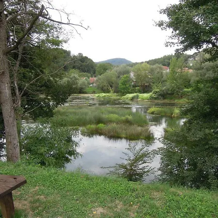 Apartamento Charming House By The Beautiful River Krka